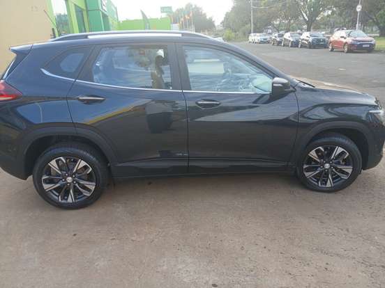 CHEVROLET-TRACKER-2025