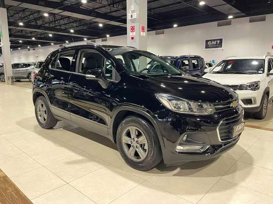 CHEVROLET-TRACKER-2018