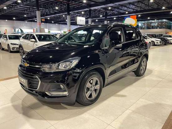 CHEVROLET-TRACKER-2018