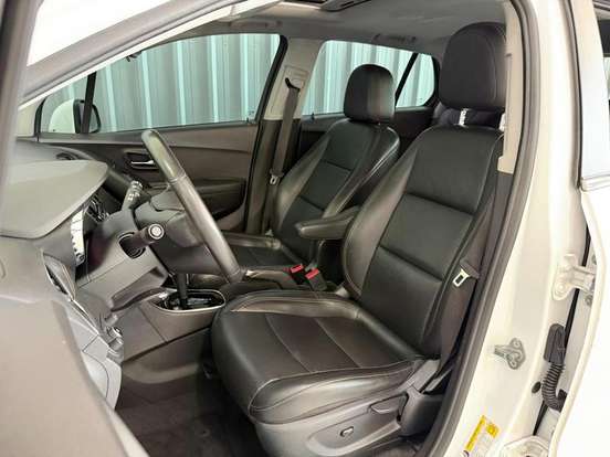 CHEVROLET-TRACKER-2017