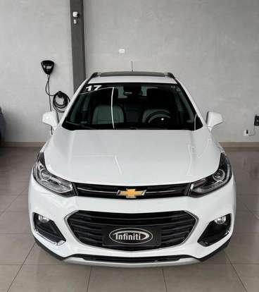 CHEVROLET-TRACKER-2016