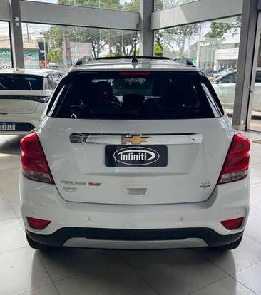 CHEVROLET-TRACKER-2016
