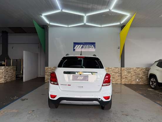 CHEVROLET-TRACKER-2017