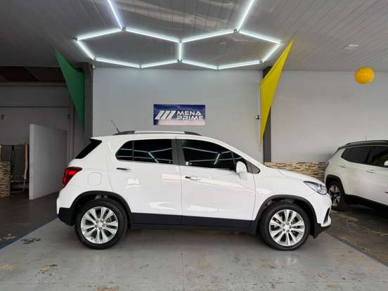 CHEVROLET-TRACKER-2017