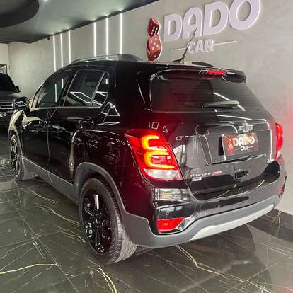 CHEVROLET-TRACKER-2018