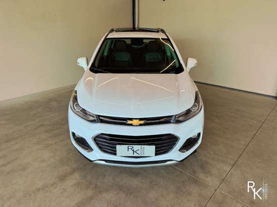 CHEVROLET-TRACKER-2018