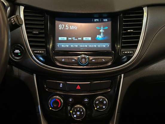 CHEVROLET-TRACKER-2018