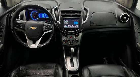 CHEVROLET-TRACKER-2015