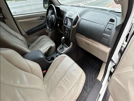 CHEVROLET-TRAILBLAZER-3.6 LTZ 4X4 V6 GASOLINA 4P AUTOMÁTICO CHEVROLET-TRAILBLAZER-2013