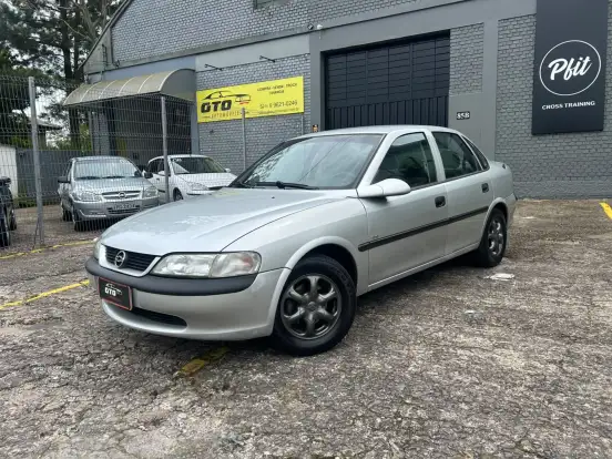 CHEVROLET-VECTRA-2.0 MPFI GLS 8V GASOLINA 4P MANUAL CHEVROLET-VECTRA-1996