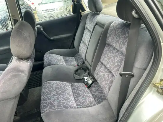 CHEVROLET-VECTRA-2.0 MPFI GLS 8V GASOLINA 4P MANUAL CHEVROLET-VECTRA-1996