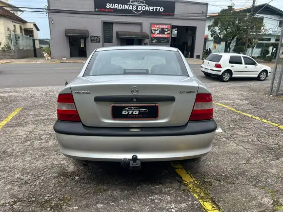 CHEVROLET-VECTRA-1996