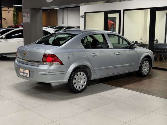 CHEVROLET-VECTRA-2.0 MPFI EXPRESSION 8V 140CV FLEX 4P AUTOMÁTICO CHEVROLET-VECTRA-2011