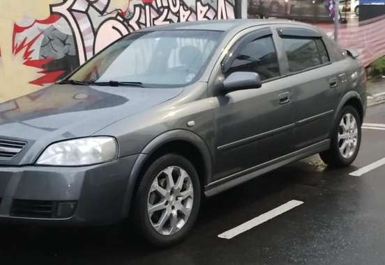 CHEVROLET-ASTRA-2010
