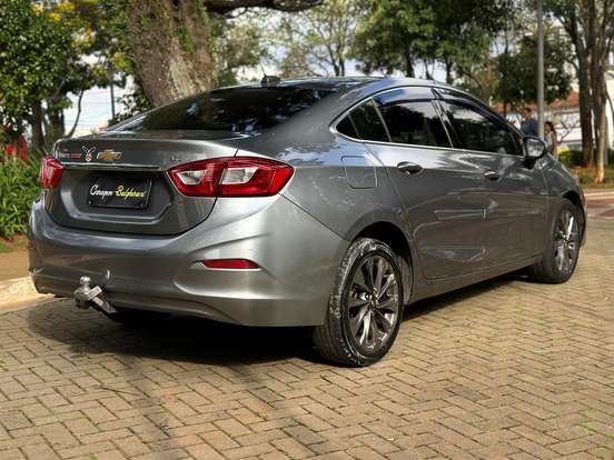 CHEVROLET-CRUZE-2019