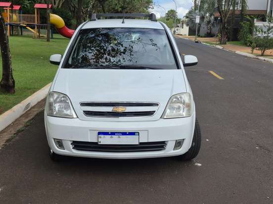 CHEVROLET-MERIVA-2011