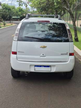 CHEVROLET-MERIVA-2011