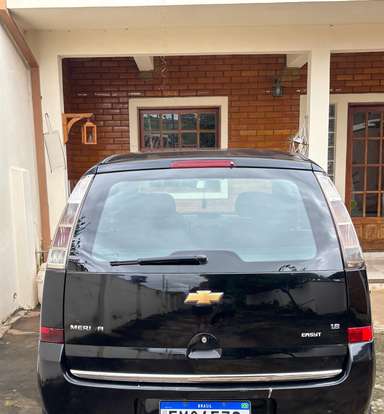 CHEVROLET-MERIVA-2010