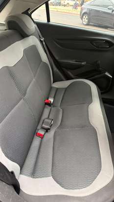 CHEVROLET-ONIX-2015