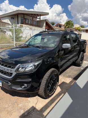 CHEVROLET-S10-2.8 HIGH COUNTRY 4X4 CD 16V TURBO DIESEL 4P AUTOMÁTICO CHEVROLET-S10-2017