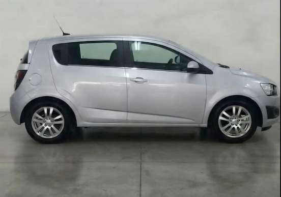 CHEVROLET-SONIC-2013