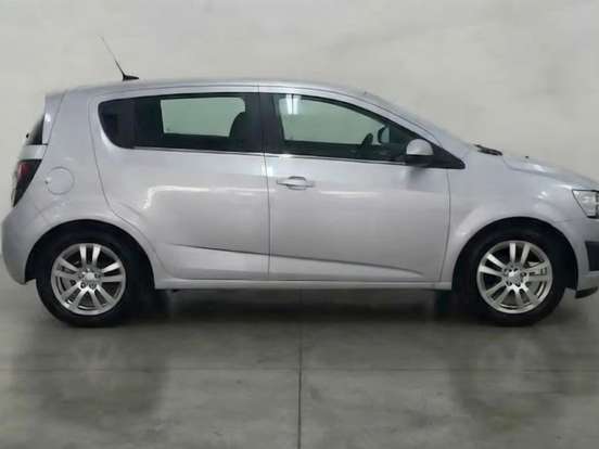 CHEVROLET-SONIC-1.6 LTZ 16V FLEX 4P AUTOMÁTICO CHEVROLET-SONIC-2013
