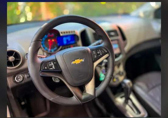 CHEVROLET-SONIC-2013
