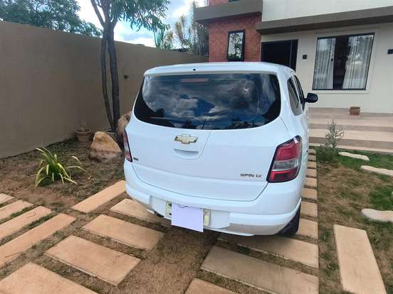 CHEVROLET-SPIN-2012