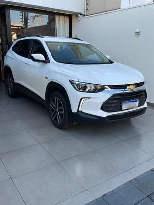 CHEVROLET-TRACKER-2023