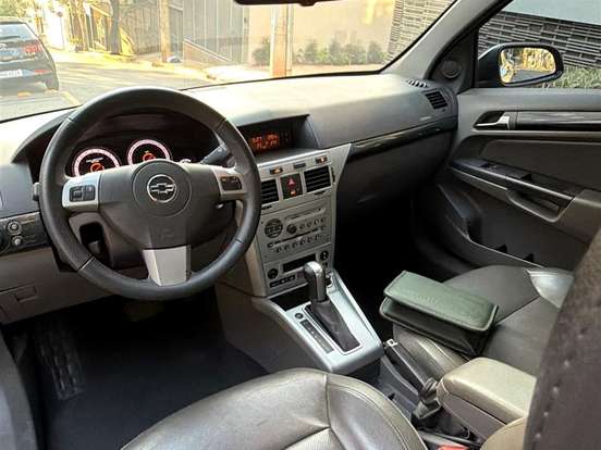 CHEVROLET-VECTRA-2.0 MPFI COLLECTION 8V FLEX 4P AUTOMÁTICO CHEVROLET-VECTRA-2011