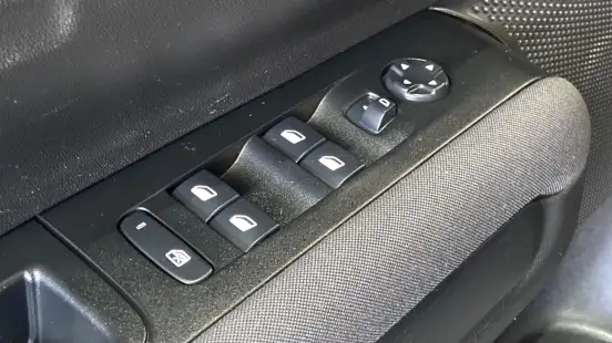 CITROËN-C4 CACTUS-1.6 VTI 120 FLEX FEEL MANUAL CITROËN-C4 CACTUS-2018