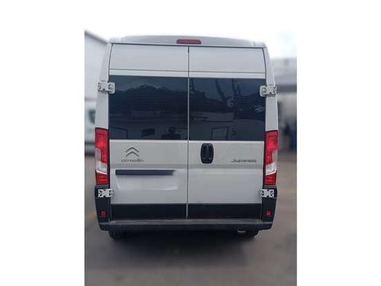 CITROËN-JUMPER-2.2 BLUEHDI DIESEL EXECUTIVO 17L MANUAL CITROËN-JUMPER-2024