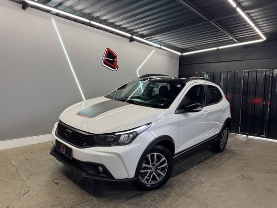 FIAT ARGO 1.3 FIREFLY FLEX TREKKING MANUAL