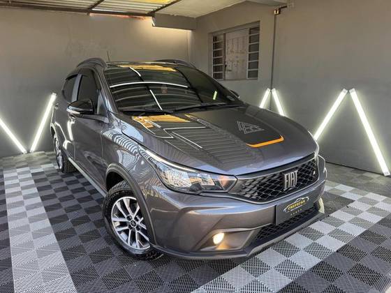 FIAT ARGO 1.3 FIREFLY FLEX TREKKING MANUAL