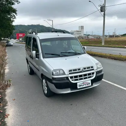 FIAT DOBLÒ 1.8 MPI ELX 8V FLEX 4P MANUAL