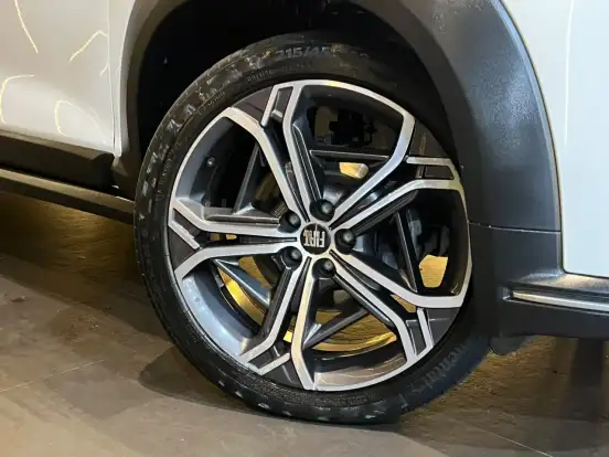 FIAT-FASTBACK-2023
