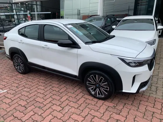 FIAT FASTBACK 1.0 TURBO 200 HYBRID AUDACE CVT