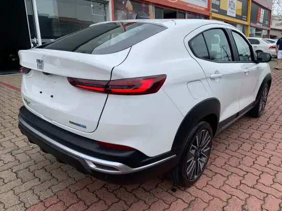 FIAT-FASTBACK-1.0 TURBO 200 HYBRID AUDACE CVT FIAT-FASTBACK-2026