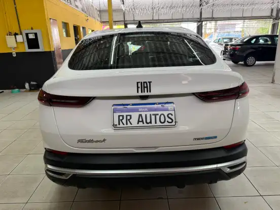 FIAT-FASTBACK-2025