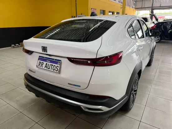FIAT-FASTBACK-2025