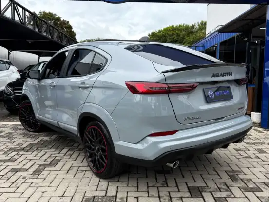 FIAT-FASTBACK-1.3 TURBO 270 FLEX ABARTH AT6 FIAT-FASTBACK-2024