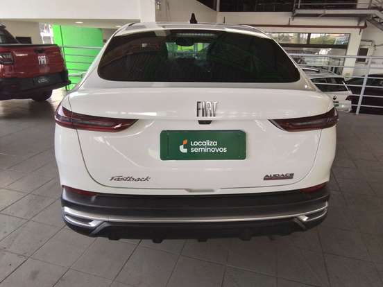 FIAT-FASTBACK-2024