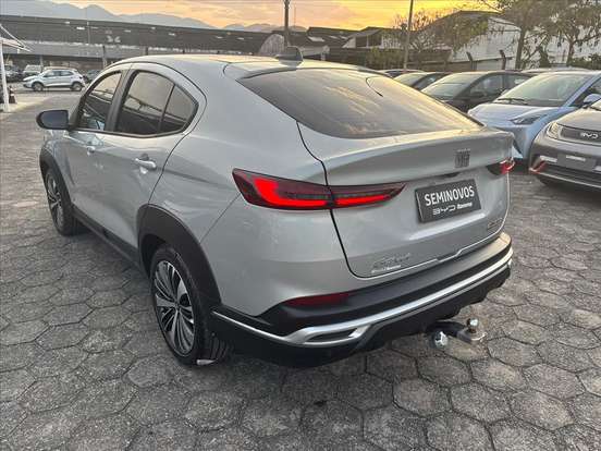FIAT-FASTBACK-2023