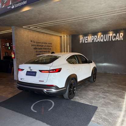 FIAT-FASTBACK-1.0 TURBO 200 FLEX AUDACE CVT FIAT-FASTBACK-2023