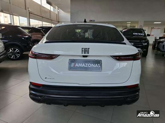 FIAT-FASTBACK-2022