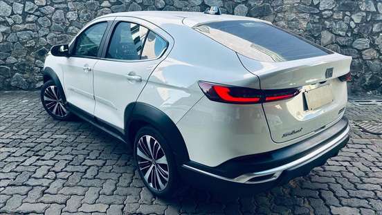 FIAT-FASTBACK-2023