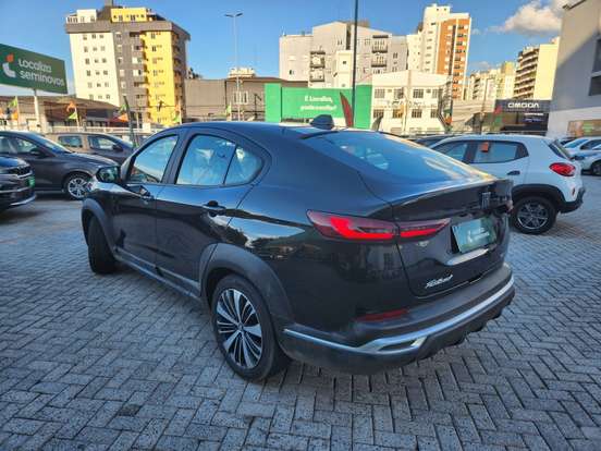 FIAT-FASTBACK-1.0 TURBO 200 HYBRID AUDACE CVT FIAT-FASTBACK-2025