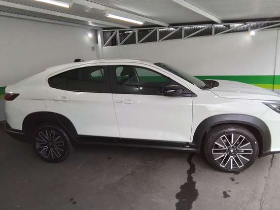 FIAT-FASTBACK-1.0 TURBO 200 HYBRID AUDACE CVT FIAT-FASTBACK-2025