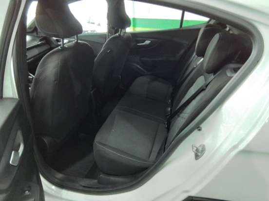 FIAT-FASTBACK-1.0 TURBO 200 HYBRID AUDACE CVT FIAT-FASTBACK-2025