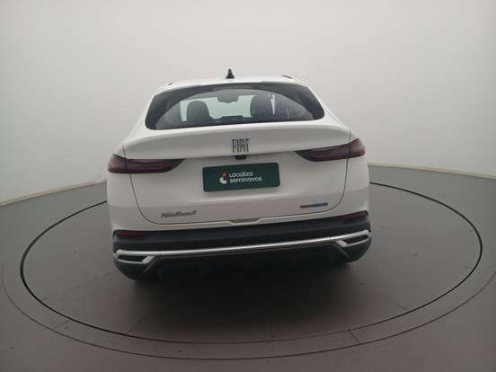 FIAT-FASTBACK-2025